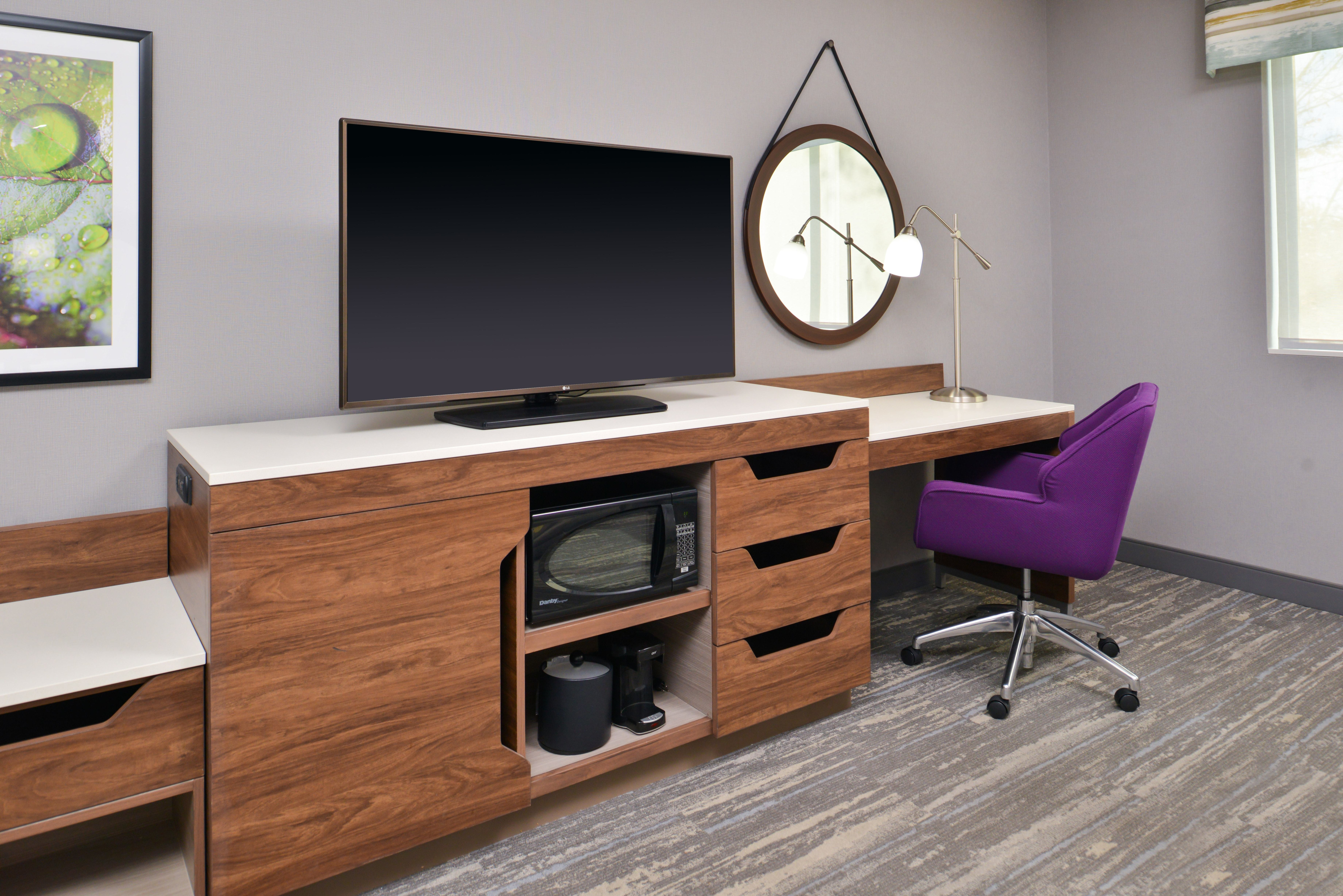 Guest Room Entertainment Area