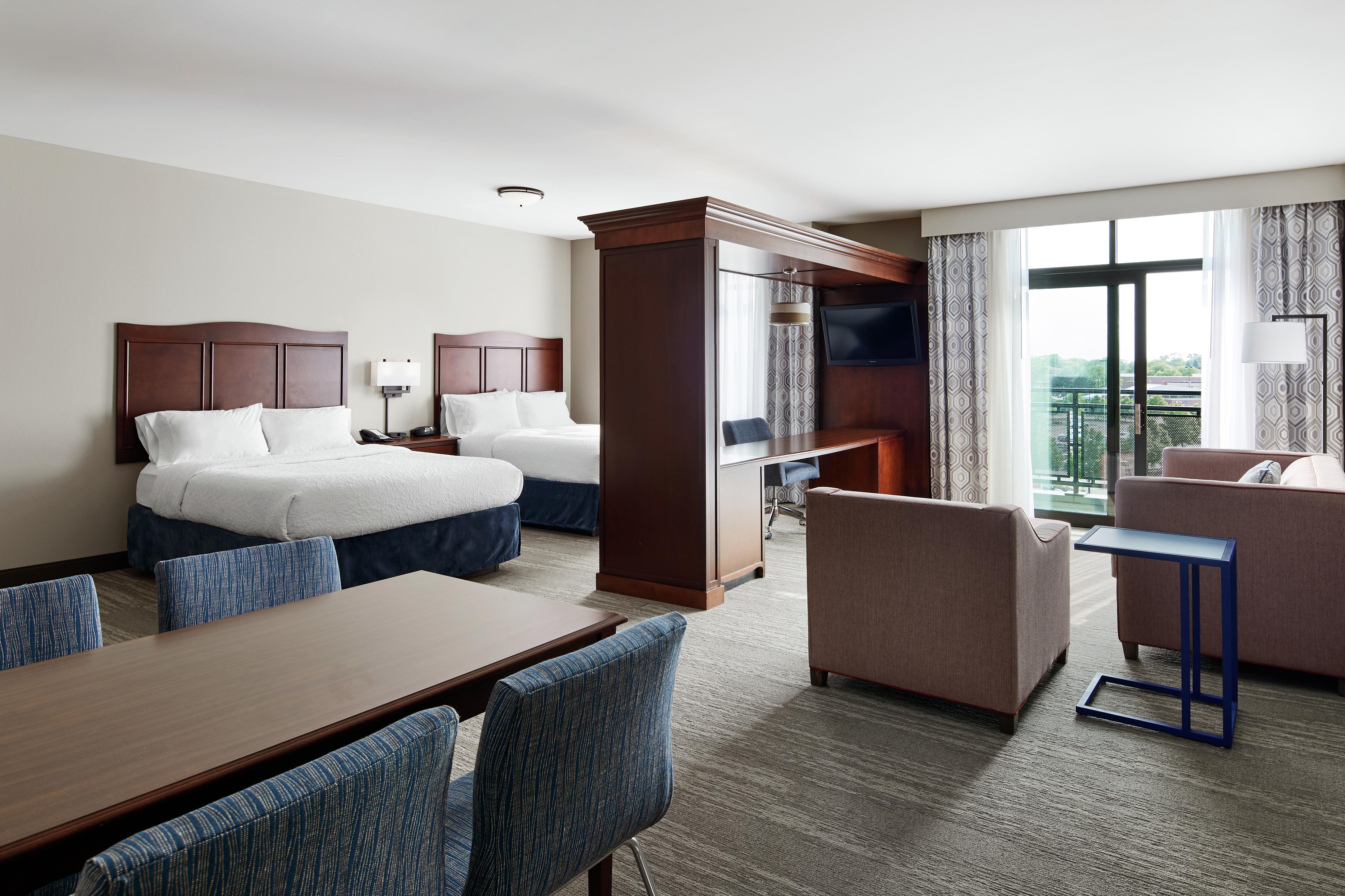 Two Queen Beds Studio Suite with Balcony