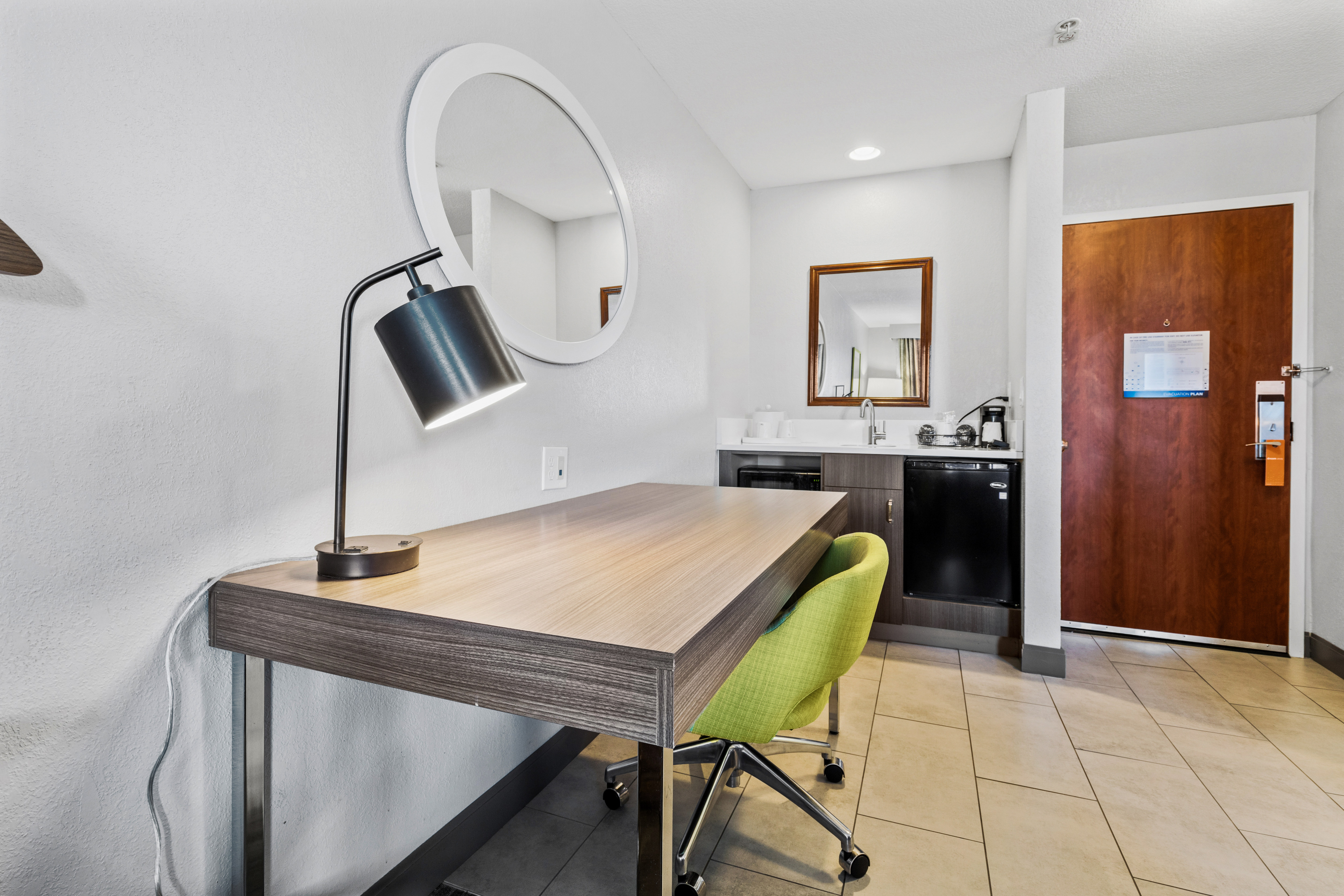 work desk and suite mini kitchen