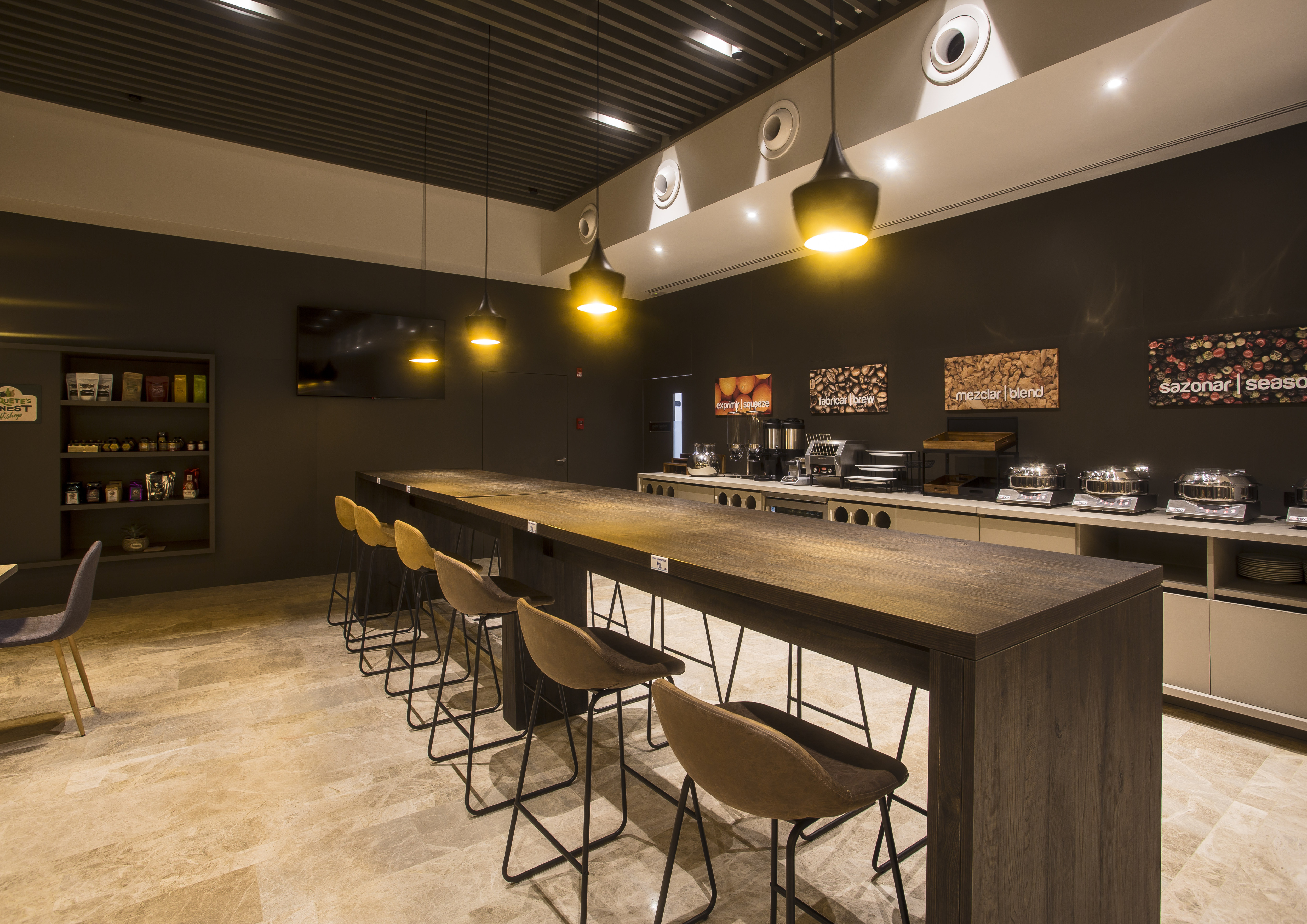 Breakfast Area with Large Communal Table