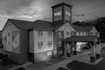 Spark by Hilton Lakewood Denver Southwest