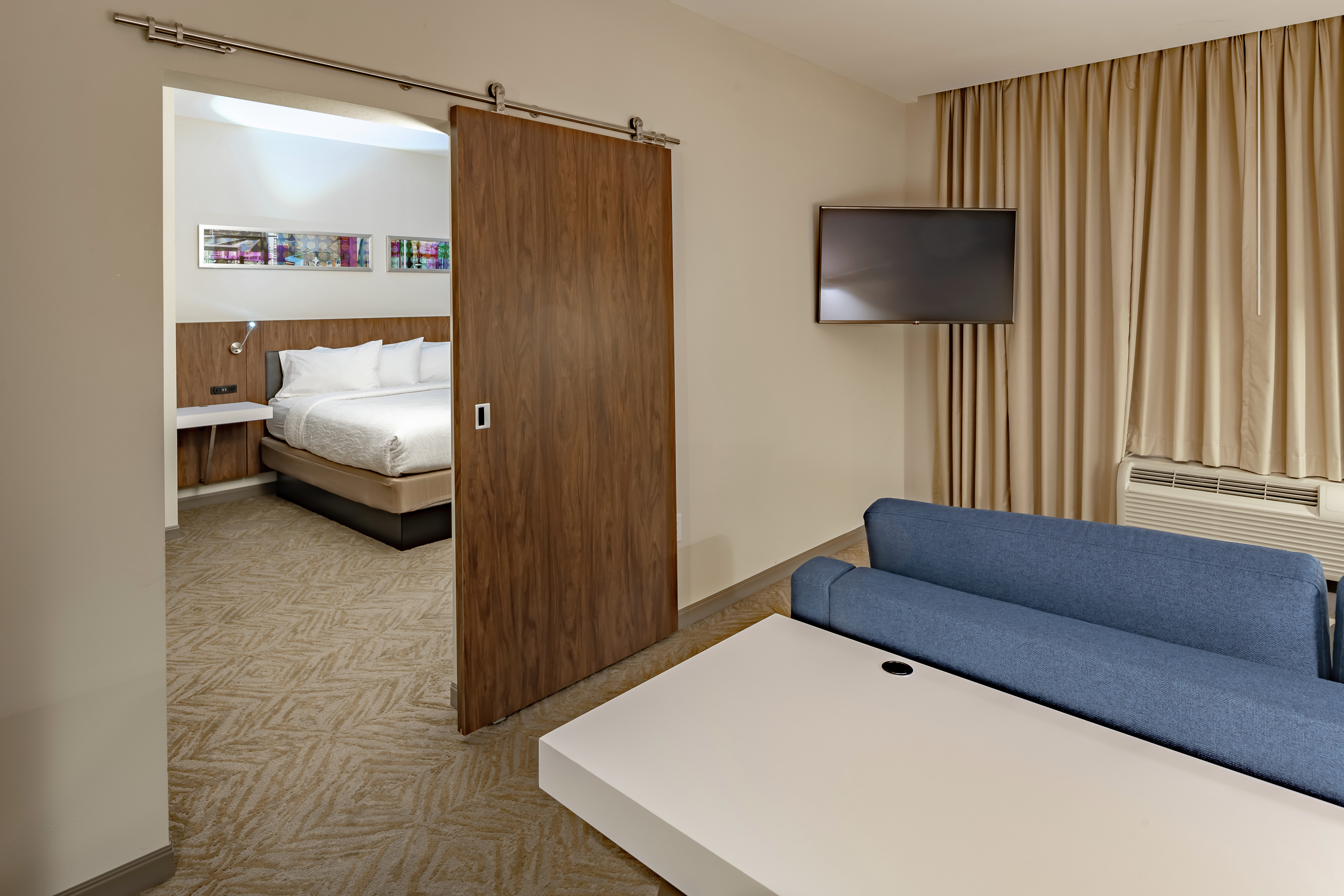 Hearing Accessible One Bedroom Suite 