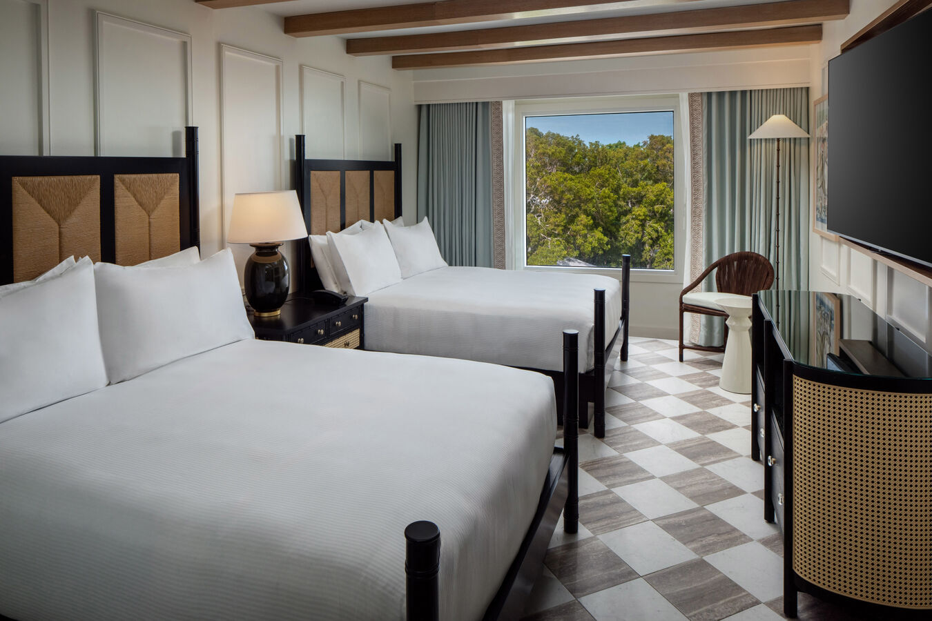 Key West View Queen Guestroom