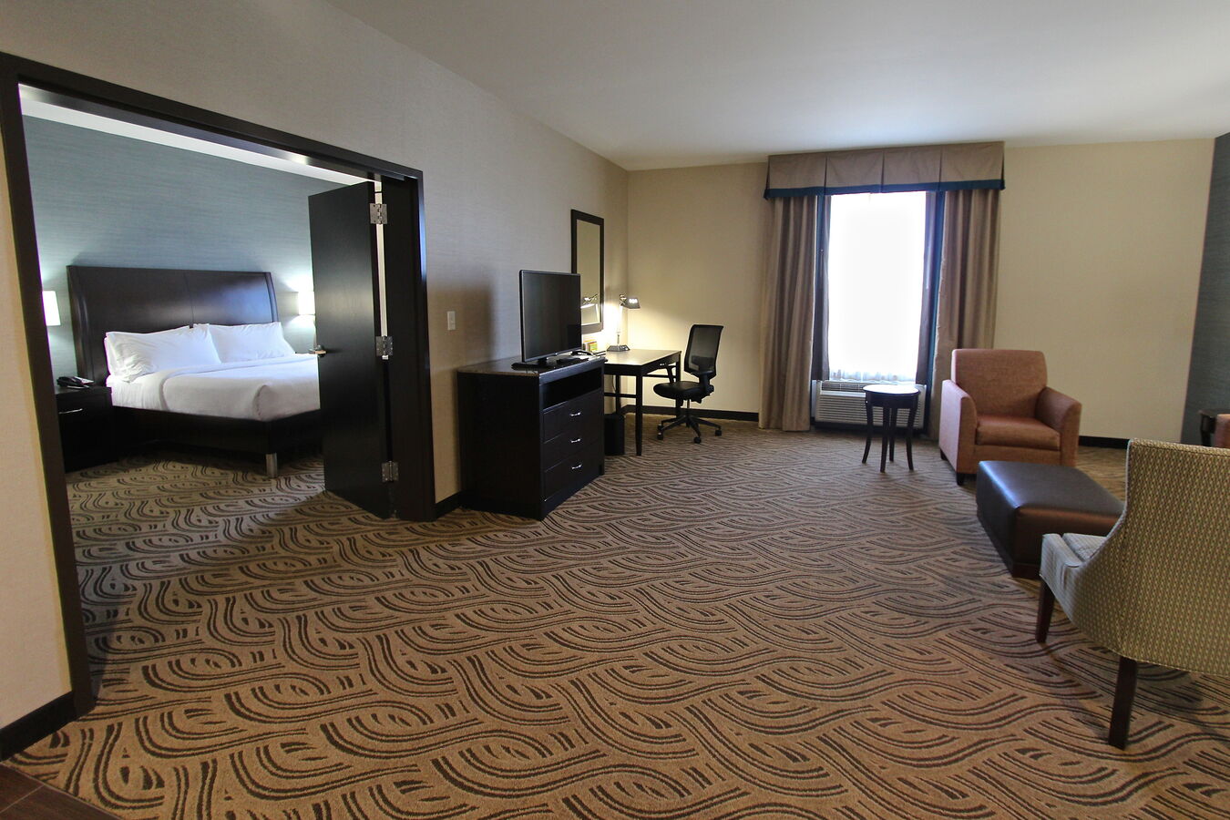 King Bedroom Suite 2