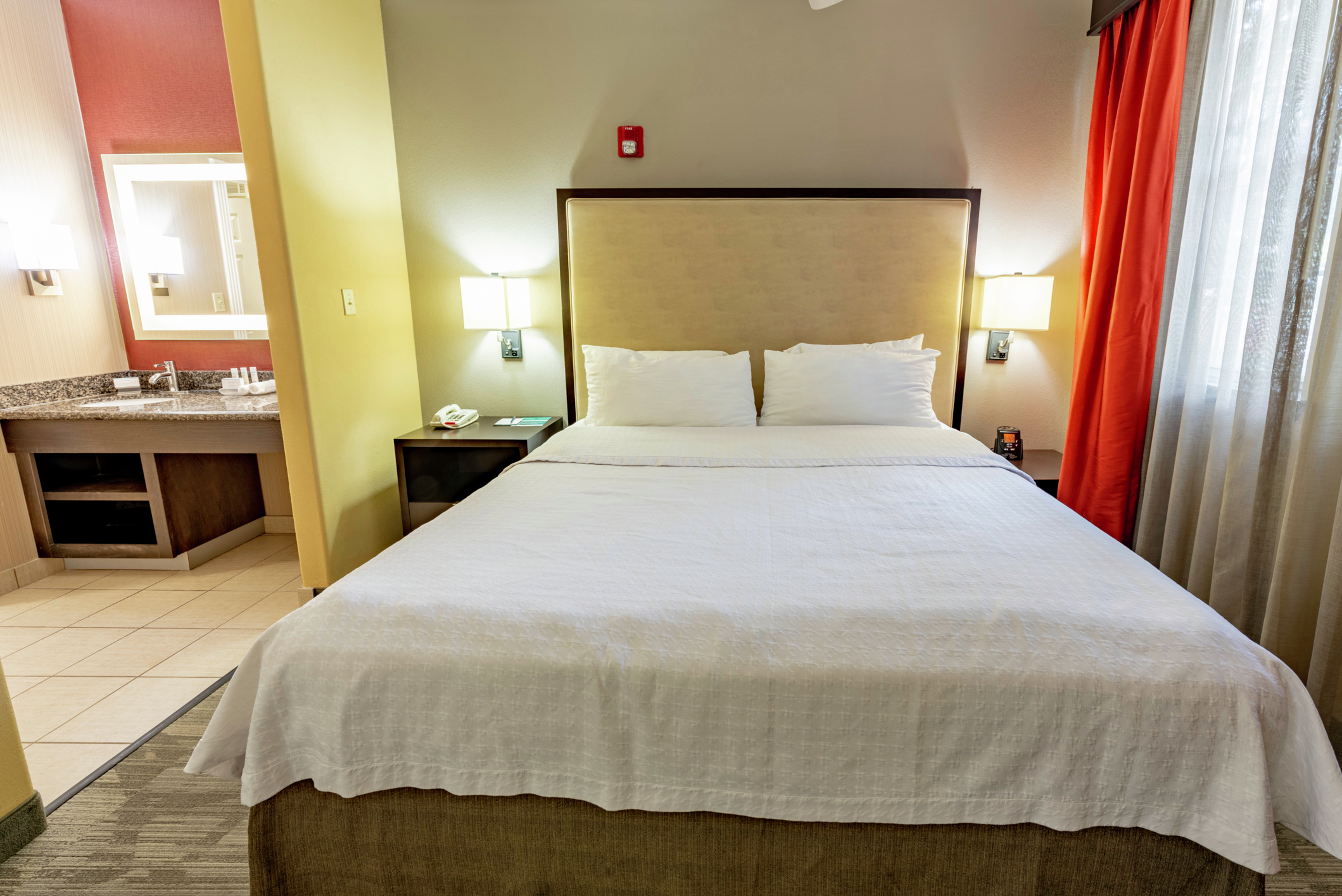 Guest Room with Queen Bed and Accessible Bathroom 
