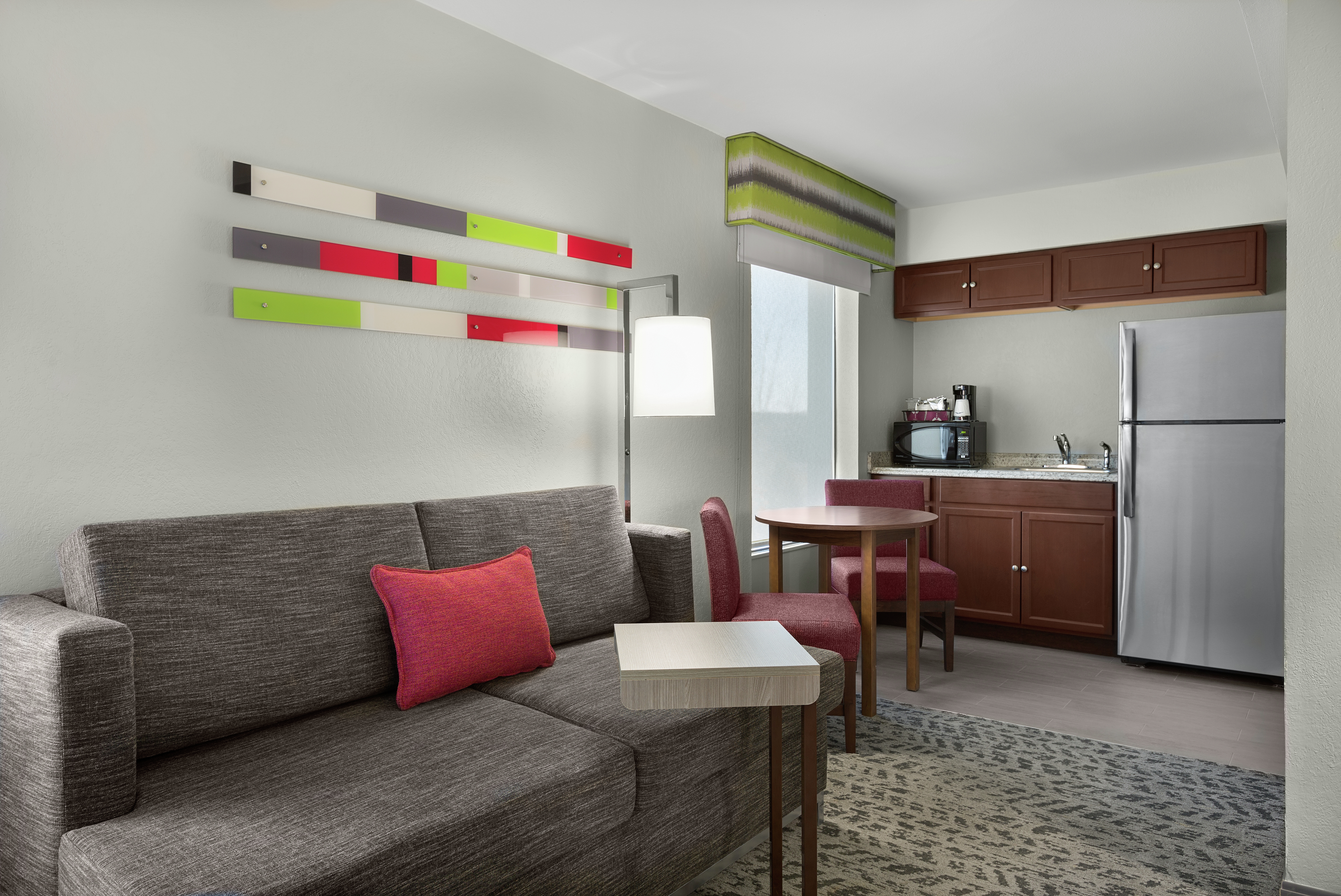 King Guestroom With Kitchen Area