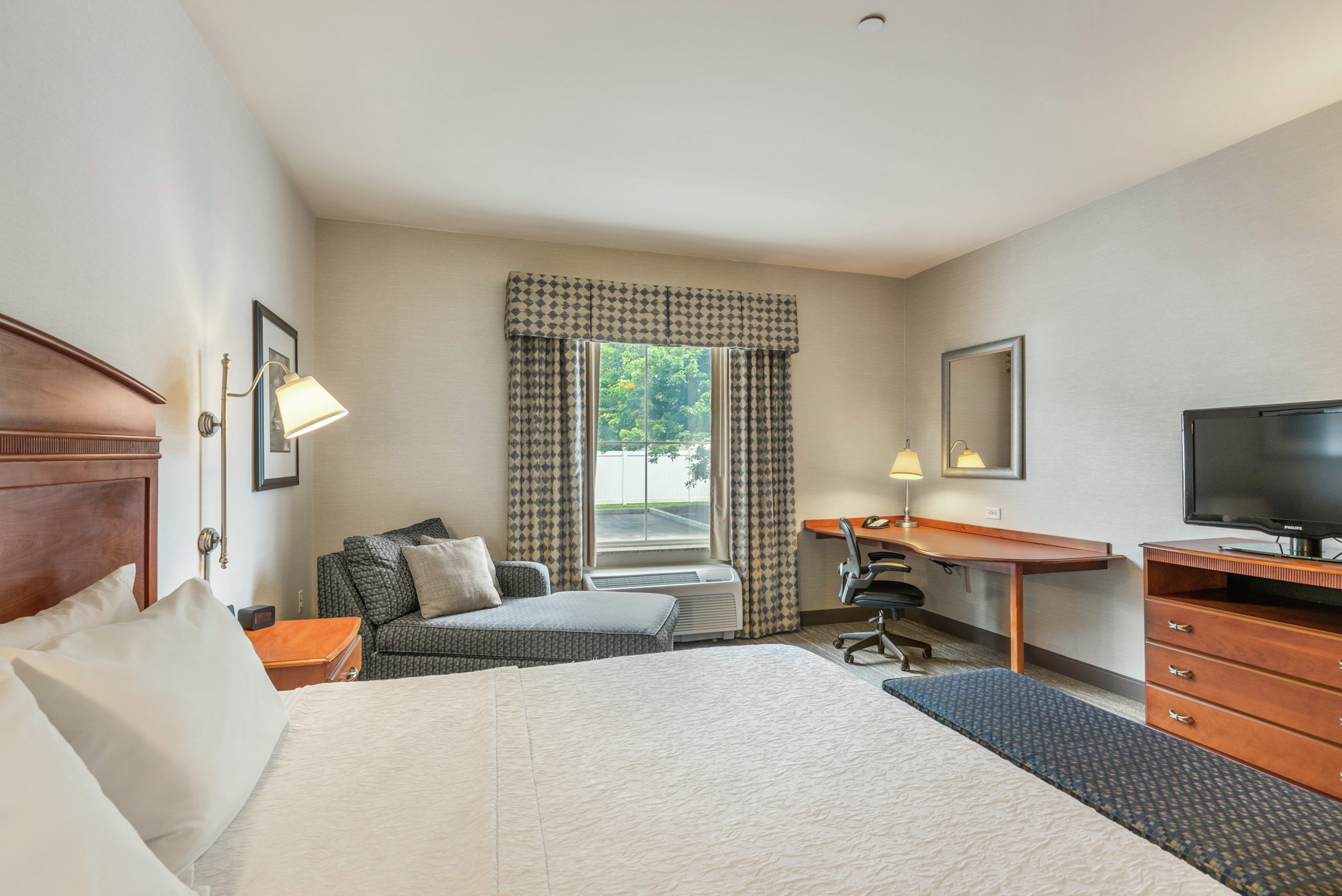 Accessible King Standard Guest Bed