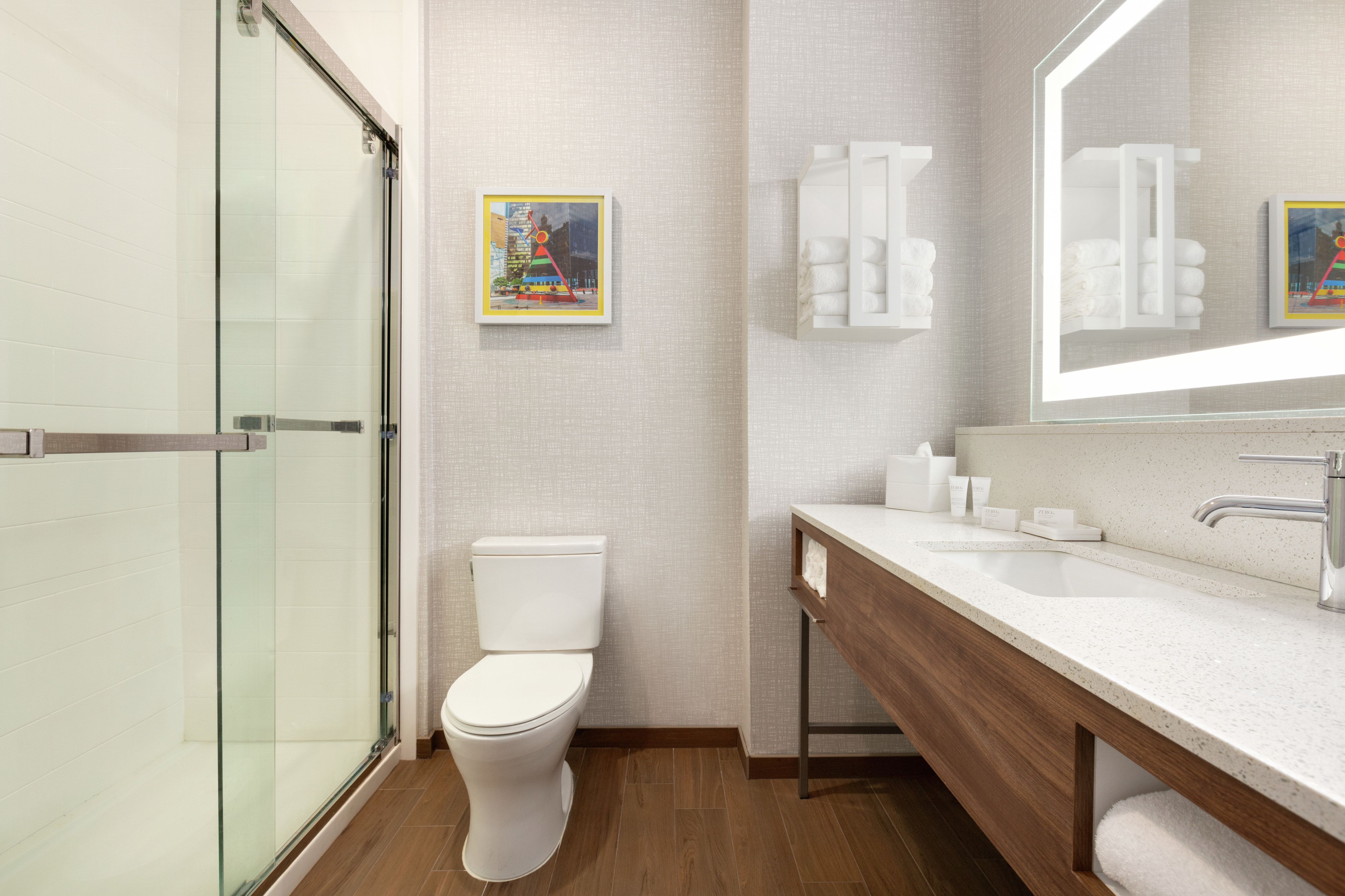 客用浴室淋浴间