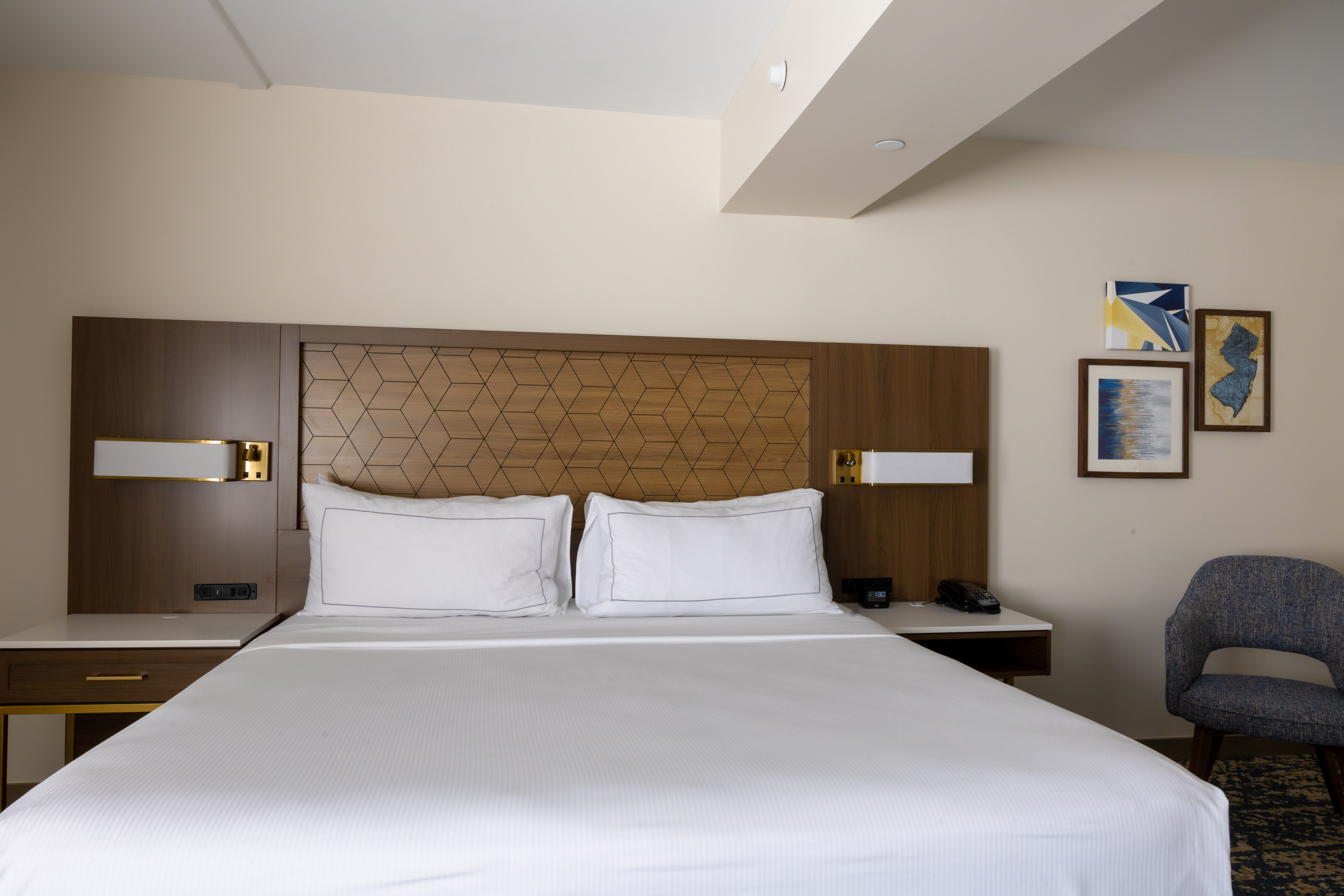 king bed