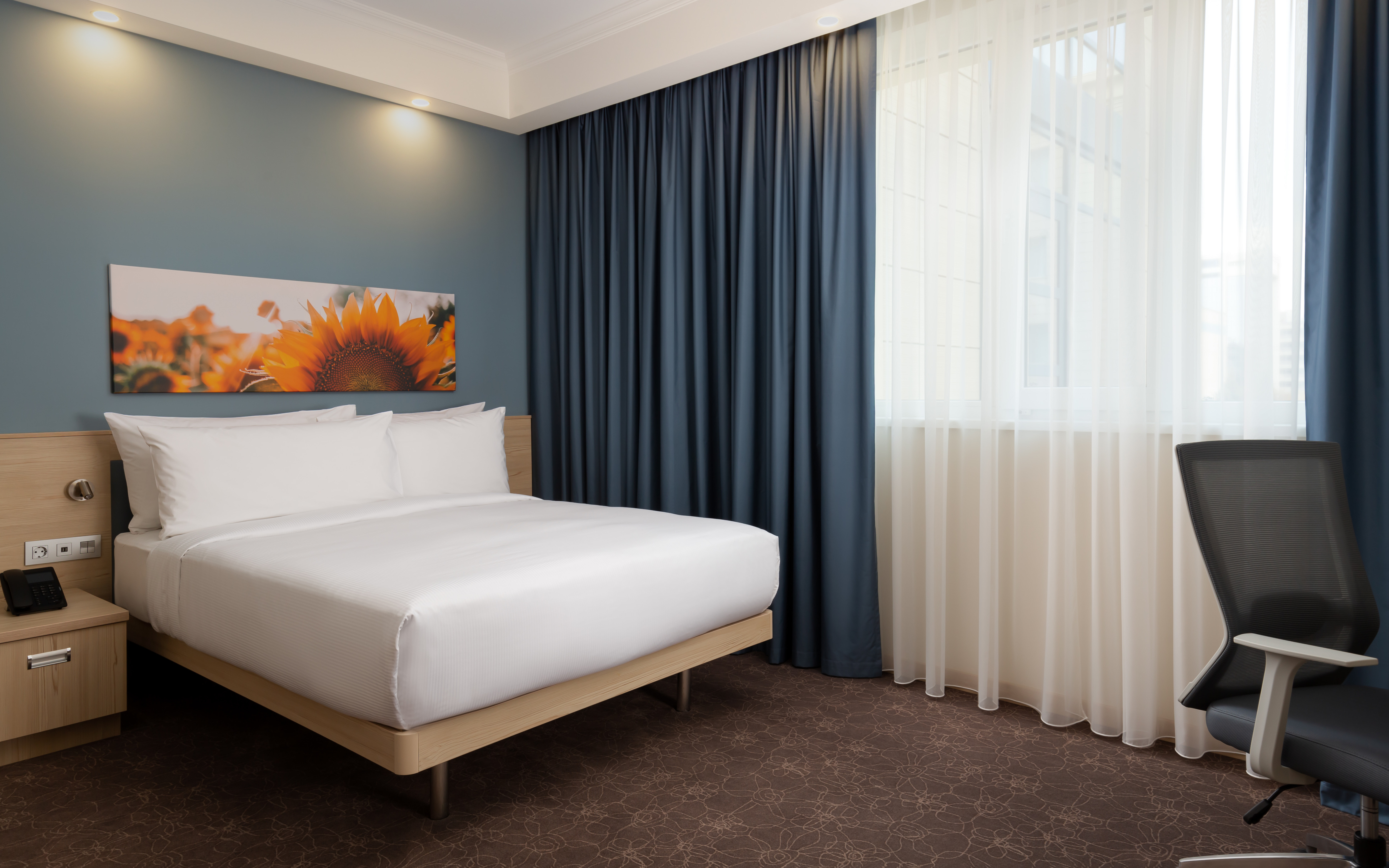 king bed