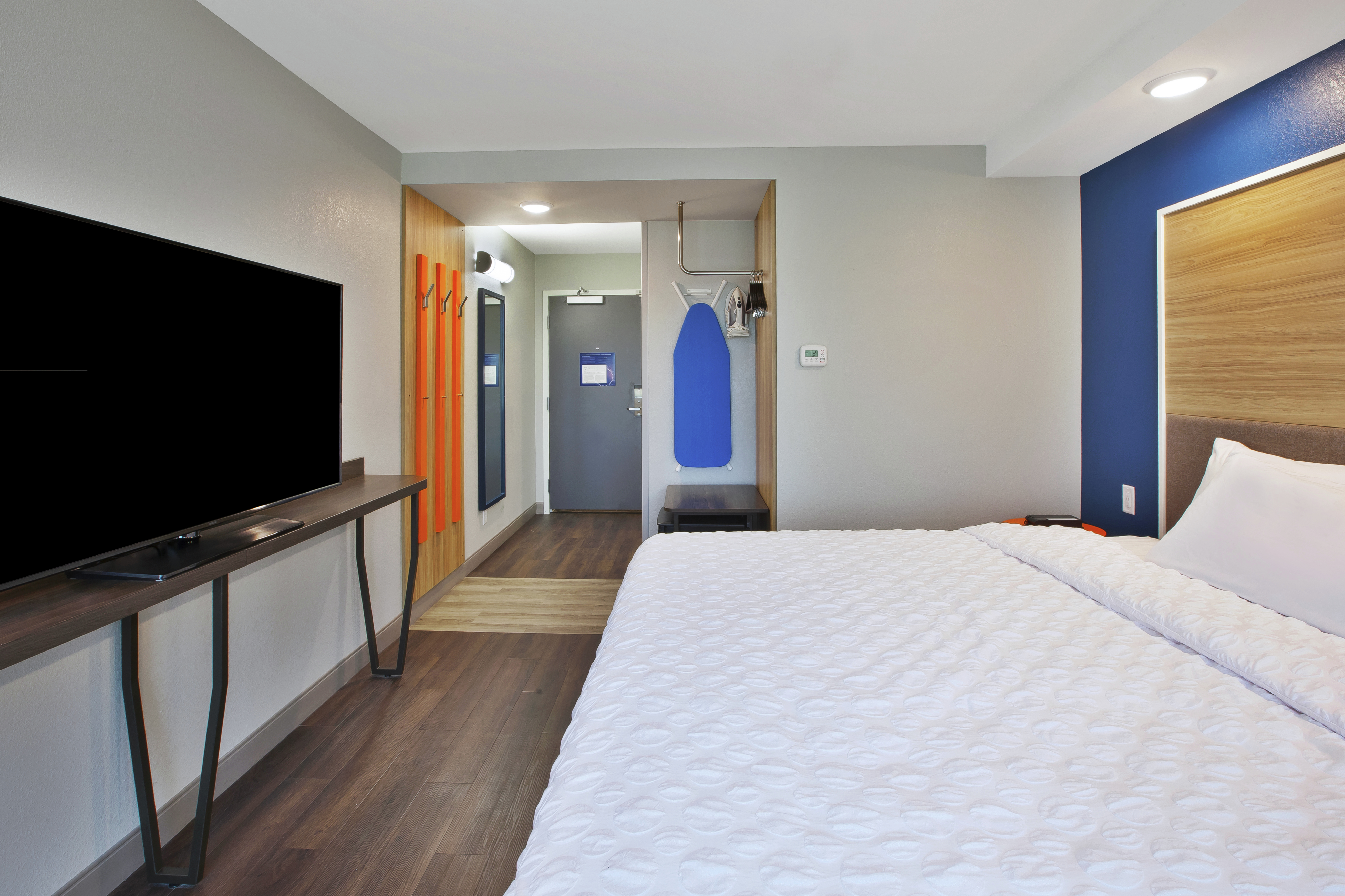 Standard King Room with HDTV and Ironing Board