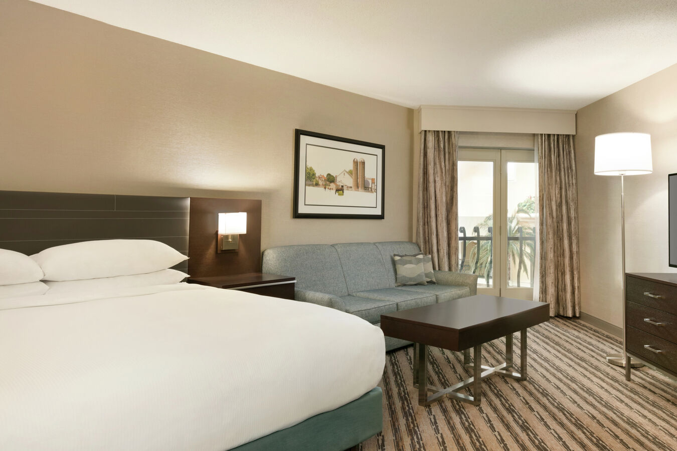 King Guest Room with Whirlpool