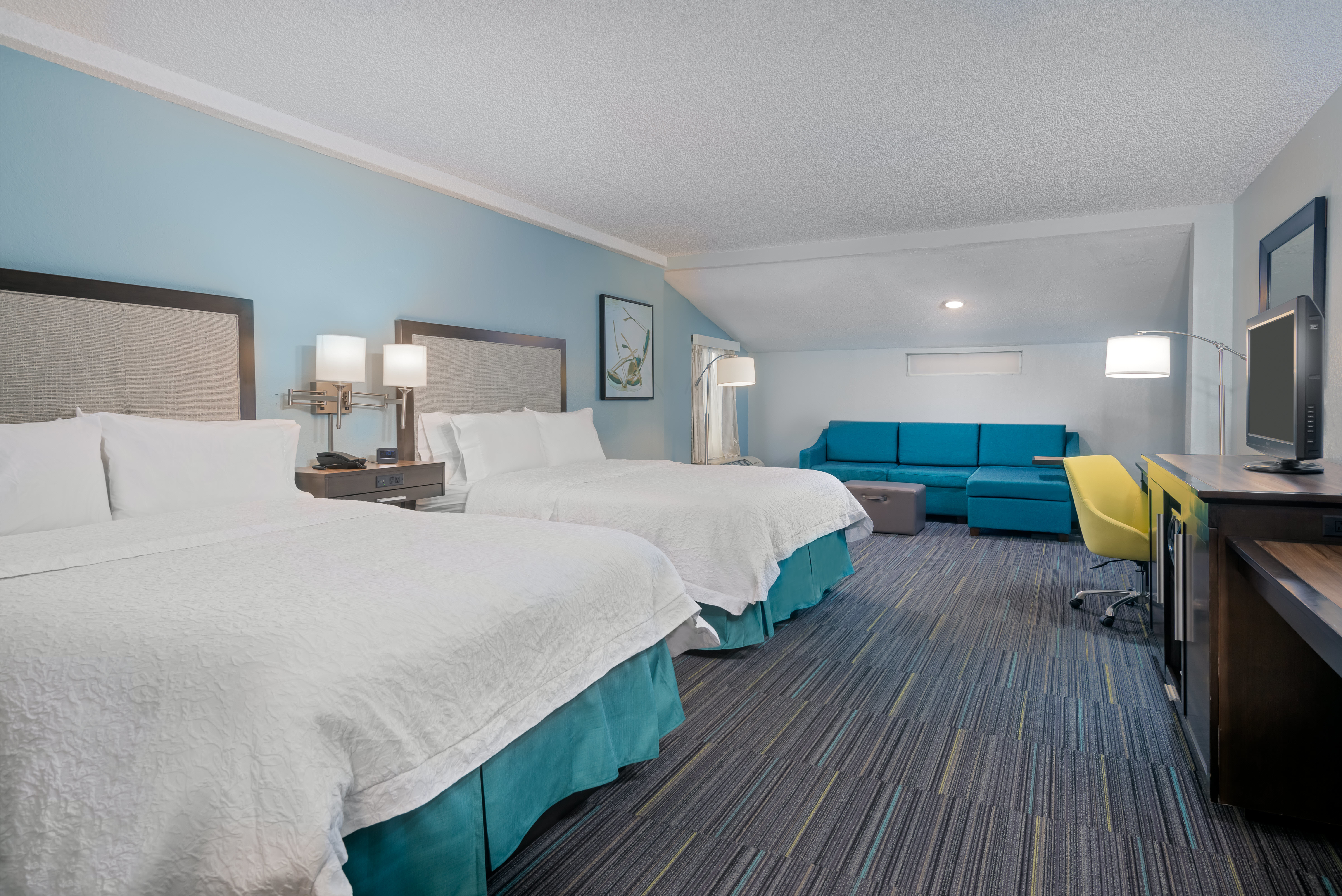 Two Queen Beds and Sofa Bed in Guest Room