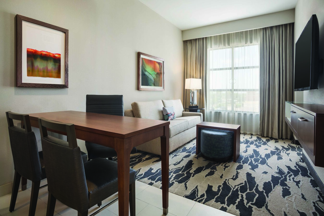 Accessible Queen Suite Dining Area