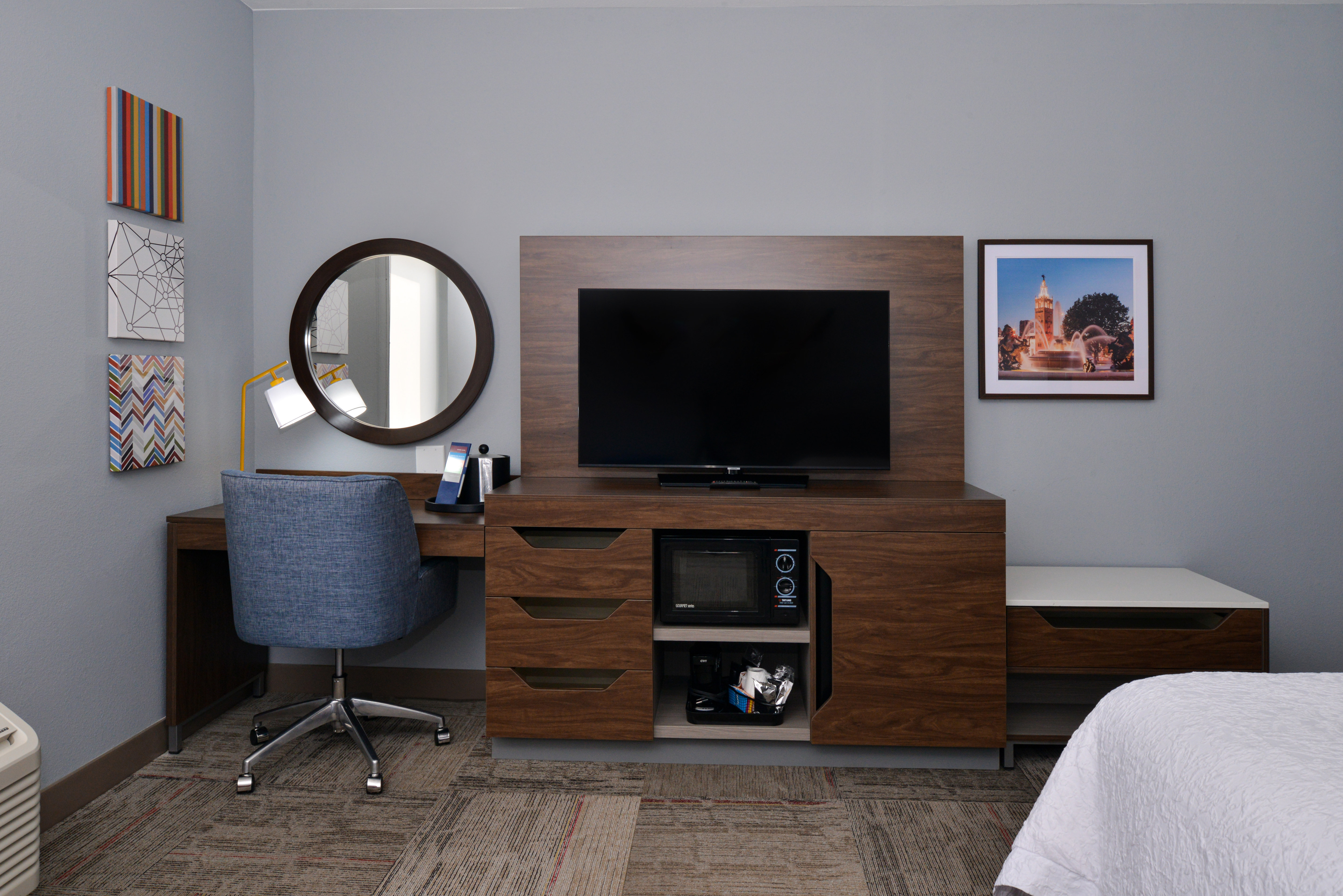 TV and work desk in bed room