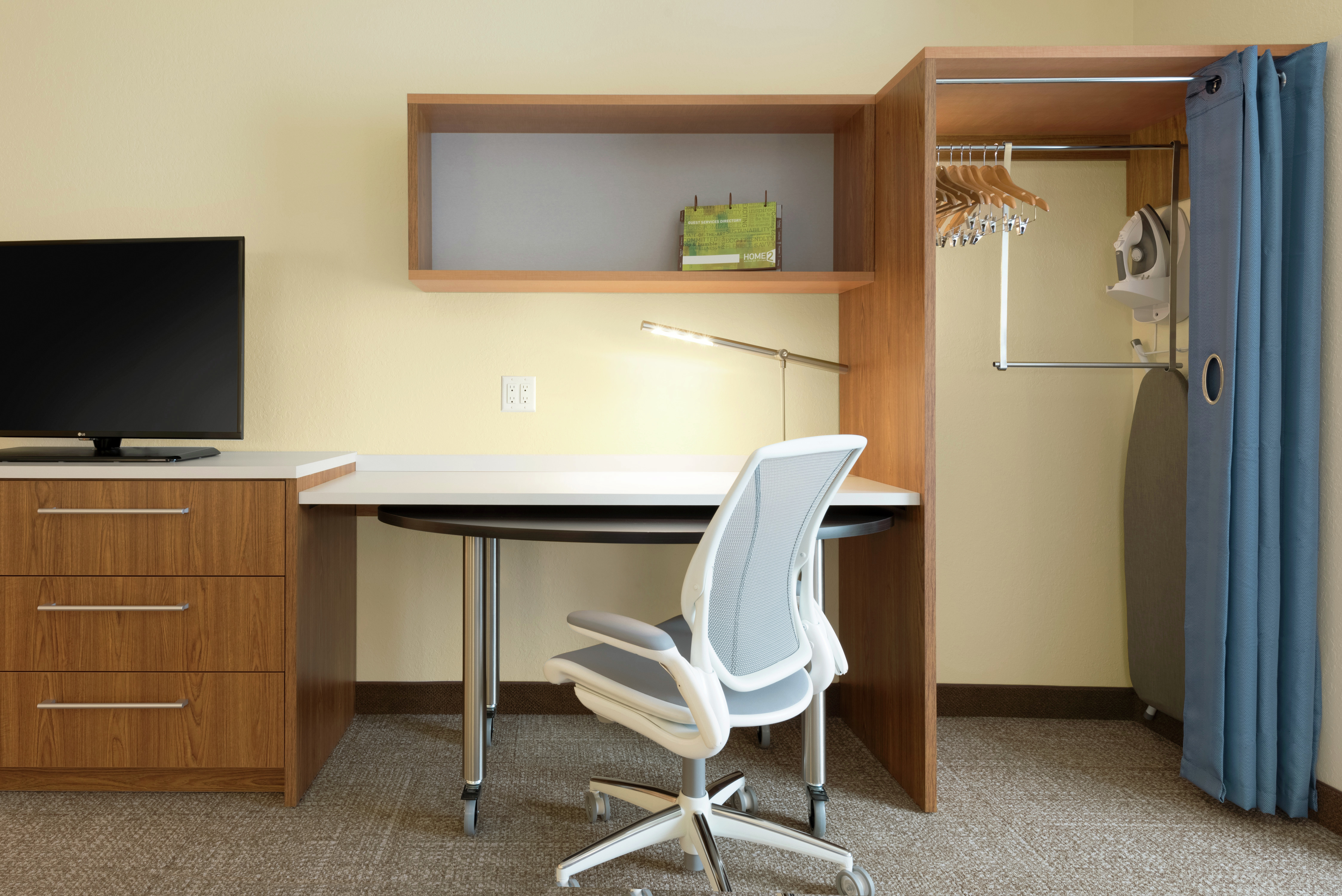 Accessible Studio Suite, Desk