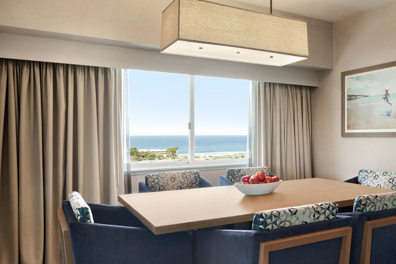 Guest Suite Table, Chairs and Outside View