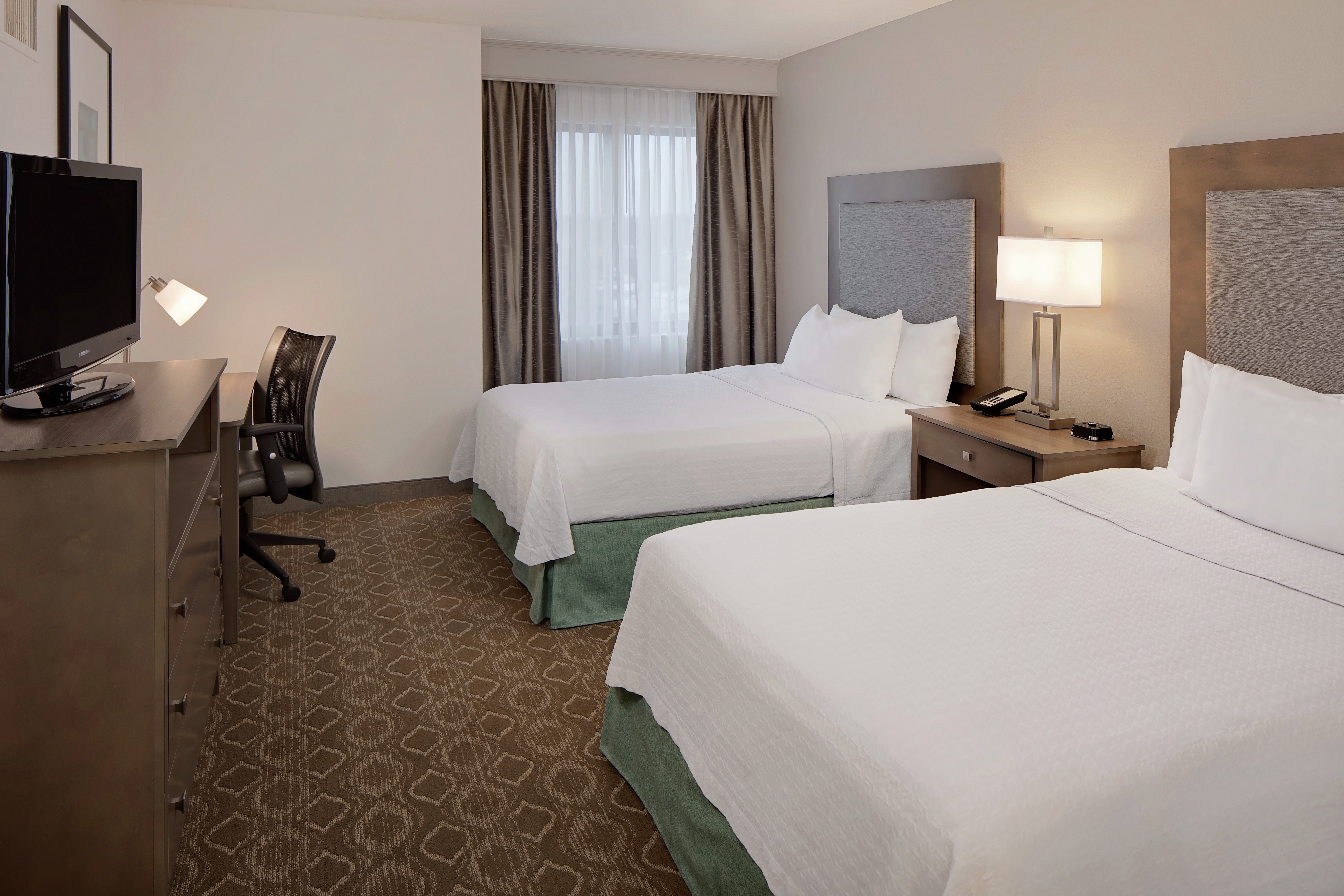 Two Double-Sized Beds, TV and Desk