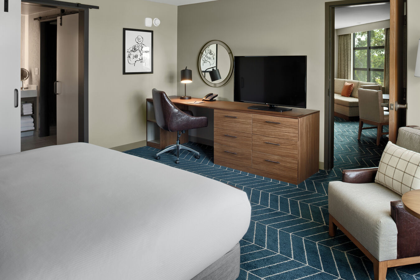 The Bevy Hotel一卧室套房