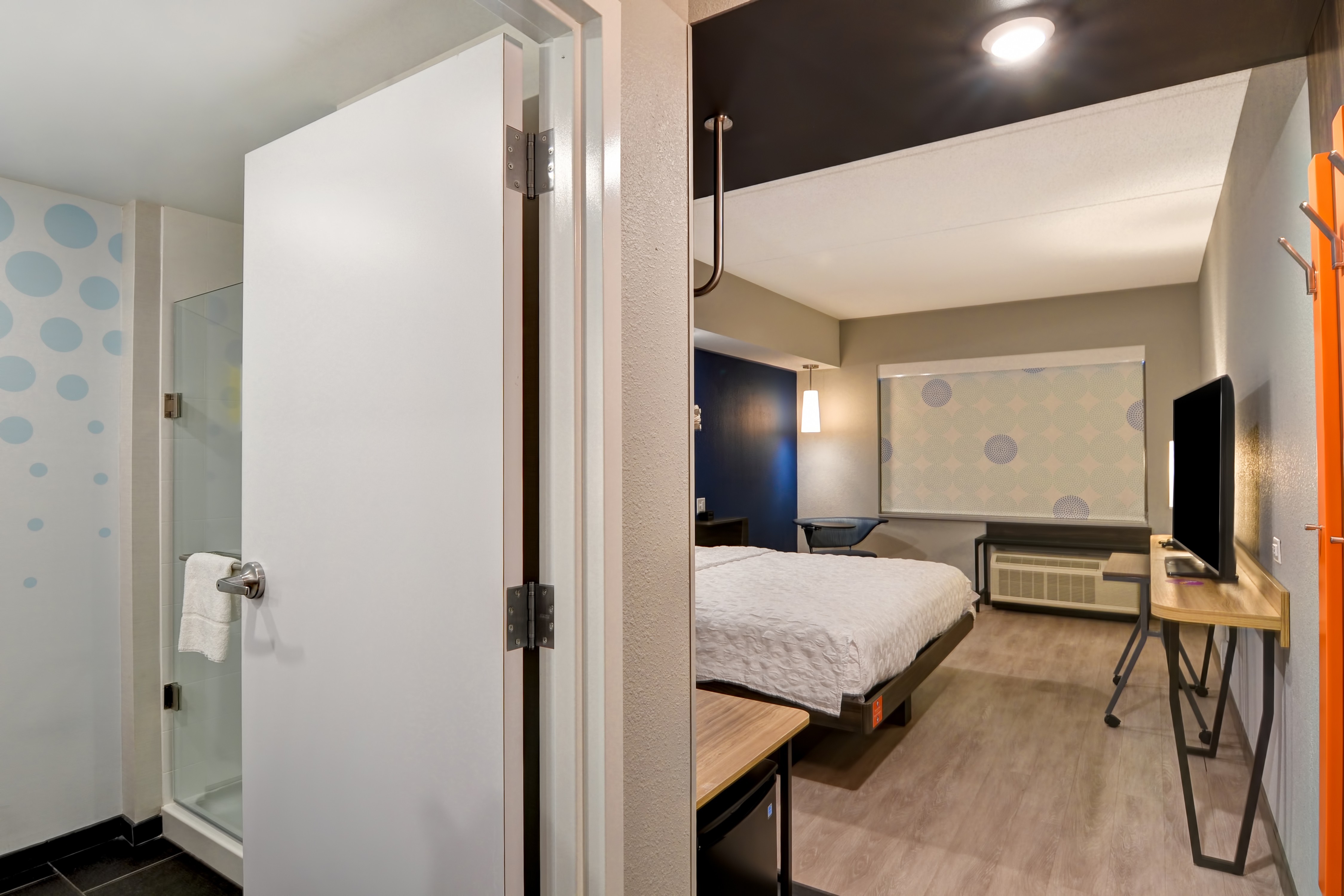 King Bedroom and Bathroom